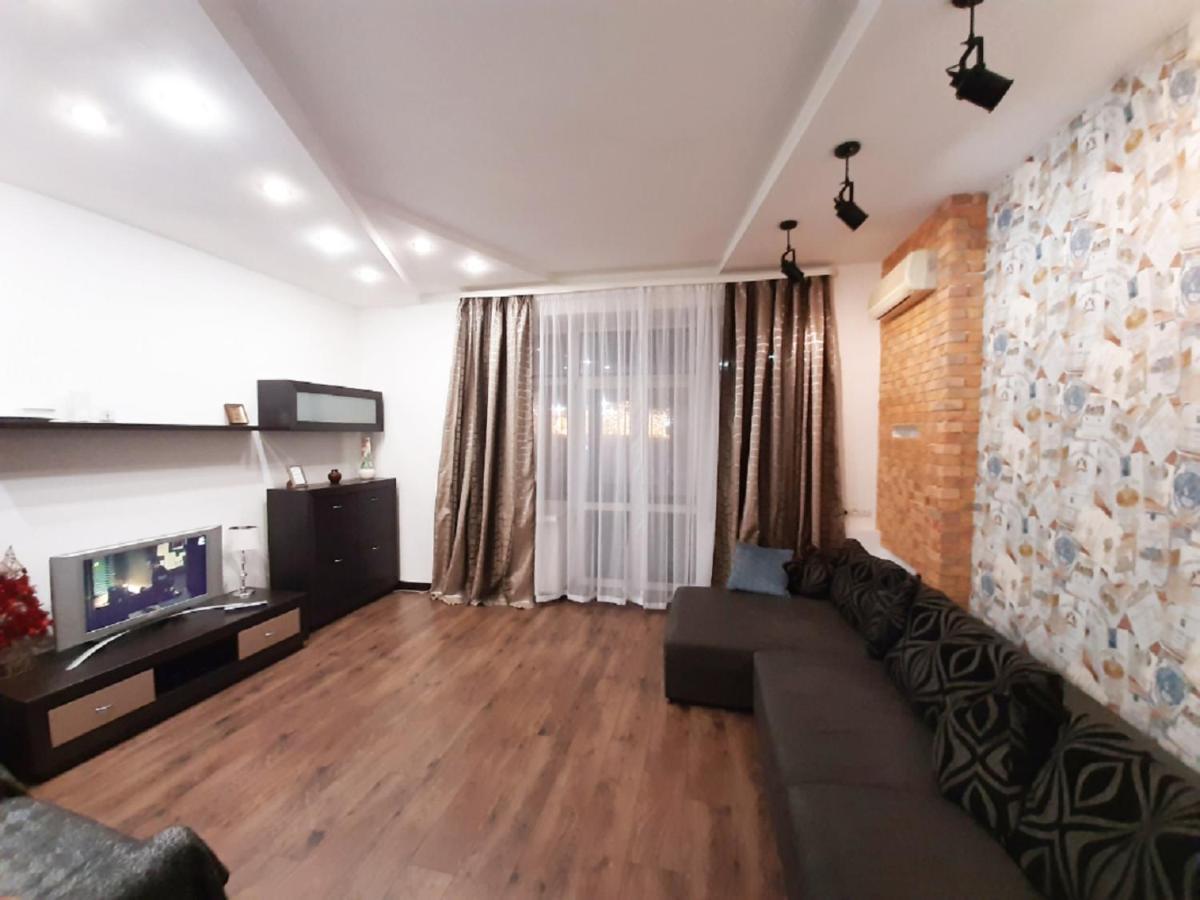 Apartments City Center Kharkov Ngoại thất bức ảnh