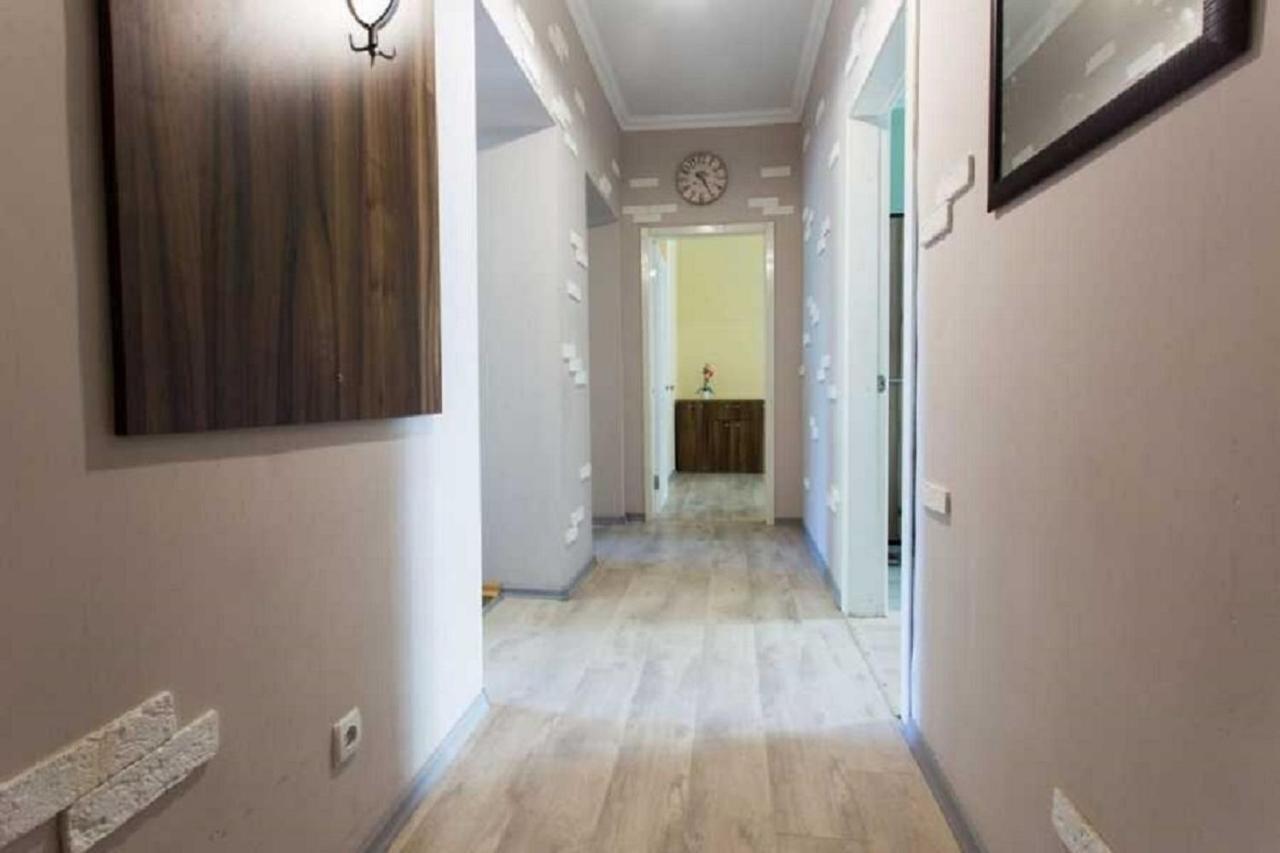 Apartments City Center Kharkov Ngoại thất bức ảnh