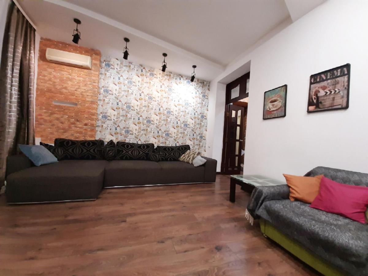 Apartments City Center Kharkov Ngoại thất bức ảnh